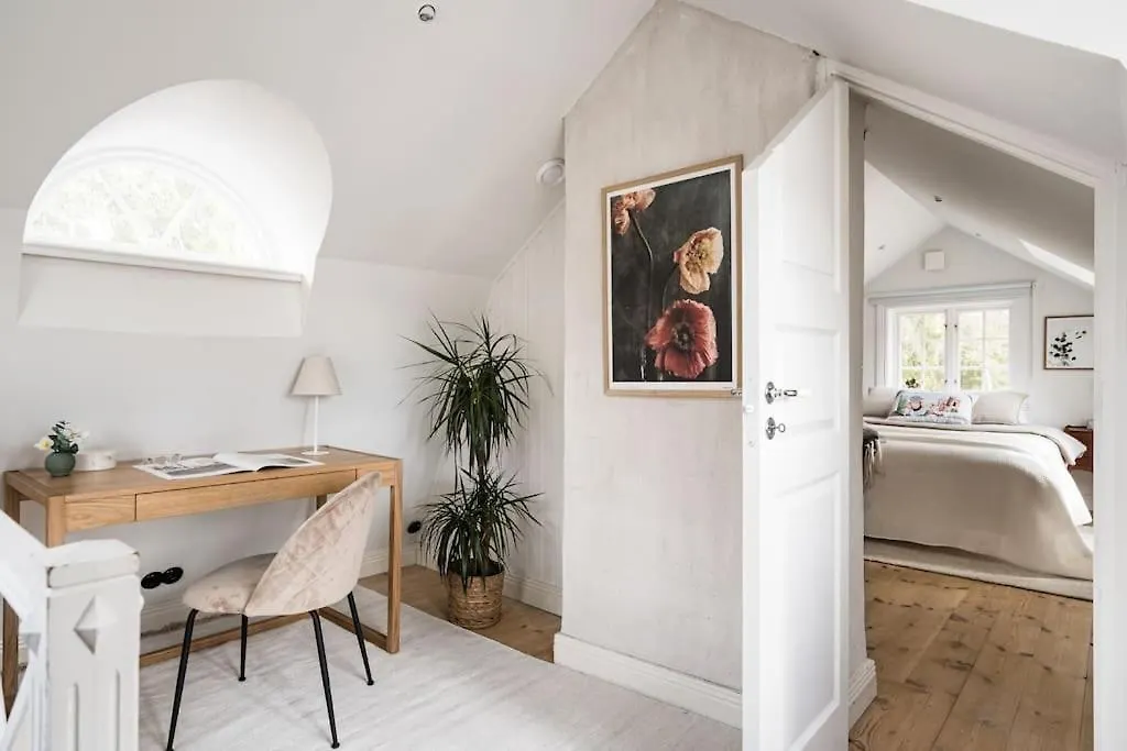 别墅 Lyxigt Hus I Stockholm Med Bastu Och Sjoeutsikt别墅 瑞典