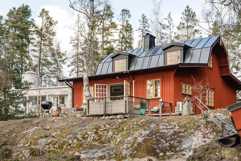 Lyxigt Hus I Stockholm Med Bastu Och Sjoeutsikt别墅